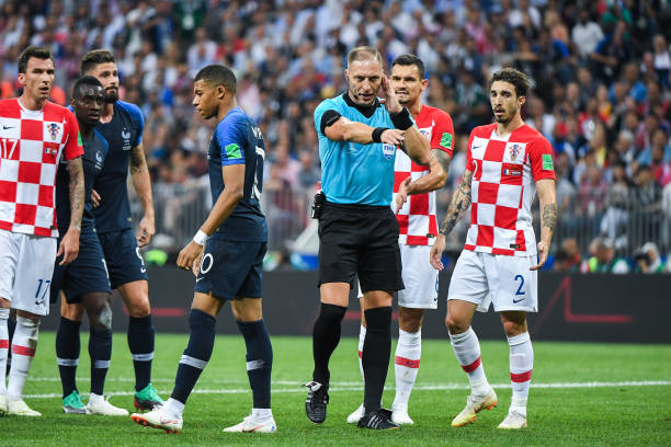 队紧密配合 队紧密配合