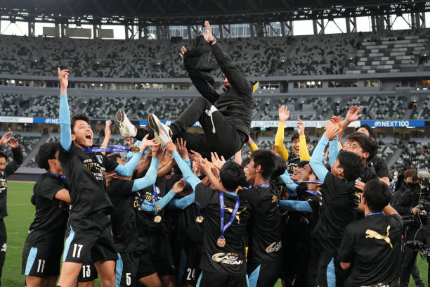 于他未来发 于他未来发