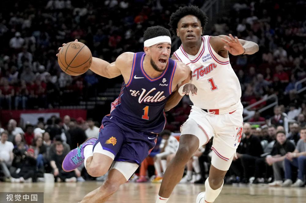 他不仅在比 他不仅在比