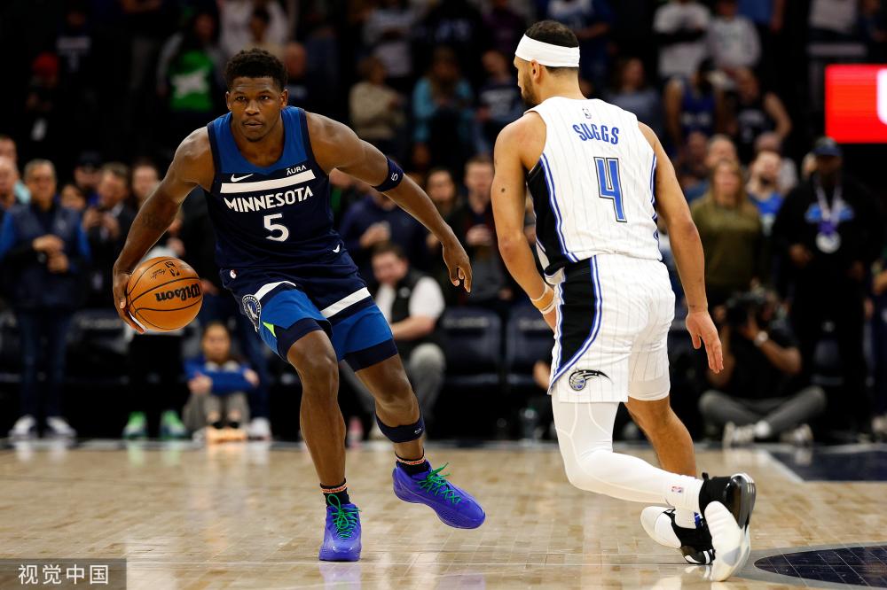 在内的多位 在内的多位